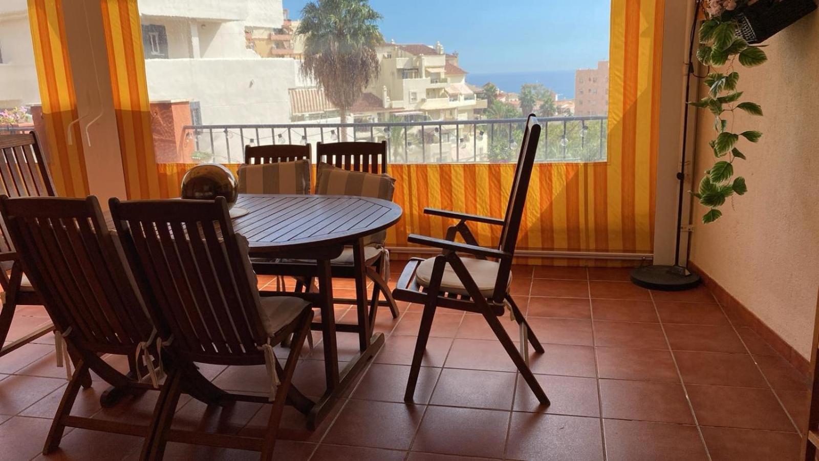 Benalmadena Costa Malaga Apartamento Muy Acogedor Con Vistas Al Mar Terraza Gigante Para Verano E Invierno Parking Exterior foto